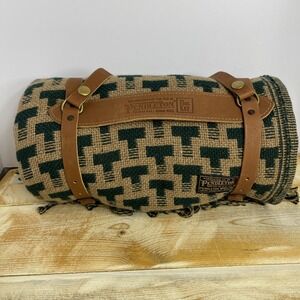 Pendleton Thomas Key Roll Away Wool Blanket Throw with Leather Carrier